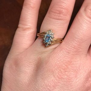 💙Light Aqua Blue Gemstone Ring💙